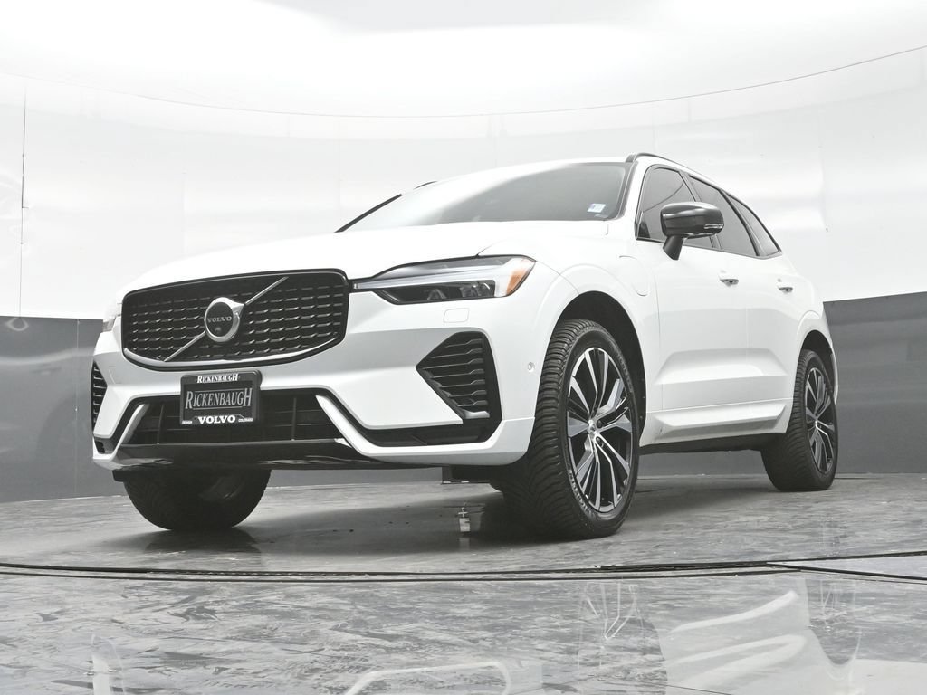 Used 2023 Volvo XC60 T8 Plus AWD/4WD image 23