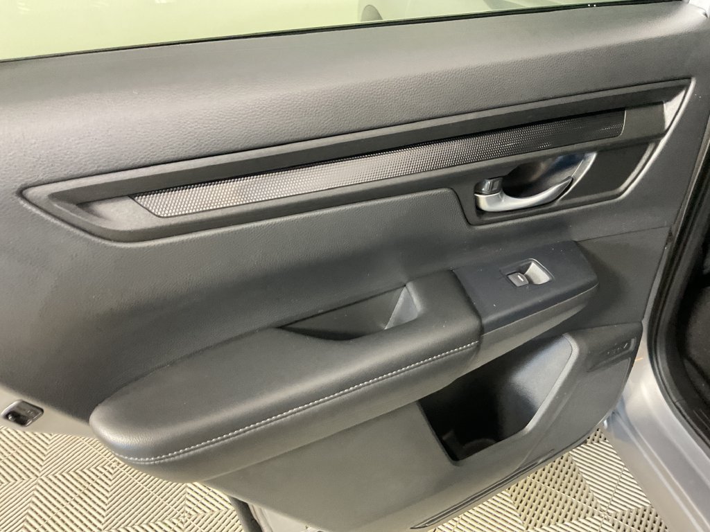 Used 2023 Honda CR-V EX image 18