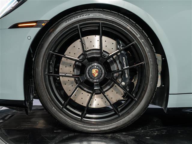 Certified 2025 Porsche 911 Carrera GTS RWD image 15