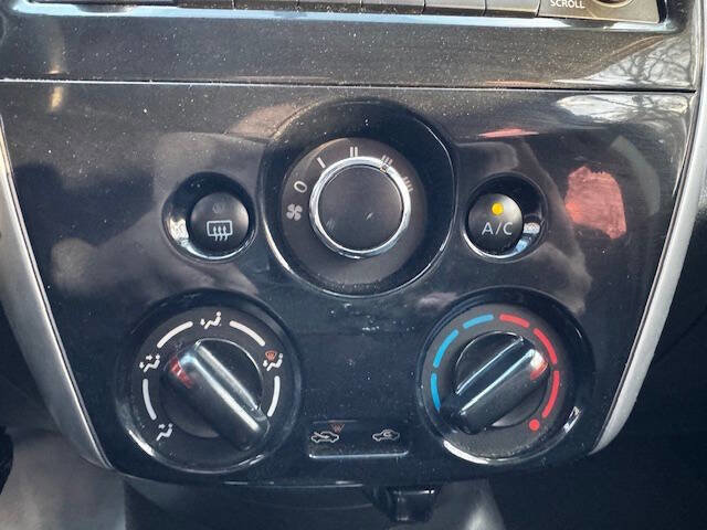 Used 2017 Nissan Versa Note SV image 43