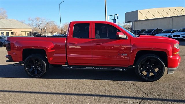 Used 2017 Chevrolet Silverado 1500 LT w/ Rally 2 Edition image 2