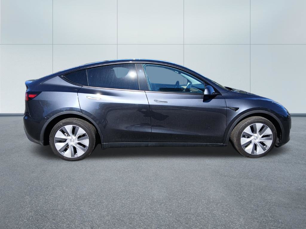 Used 2021 Tesla Model Y Long Range AWD/4WD image 9