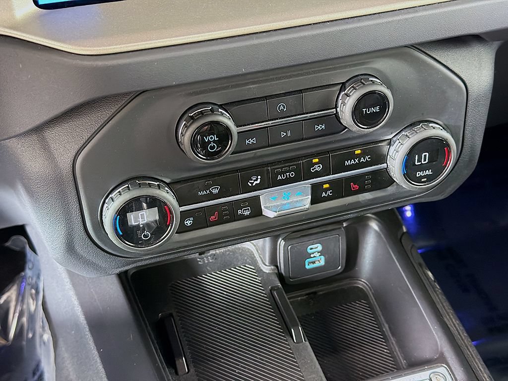 Used 2025 Ford Bronco Outer Banks AWD/4WD image 38