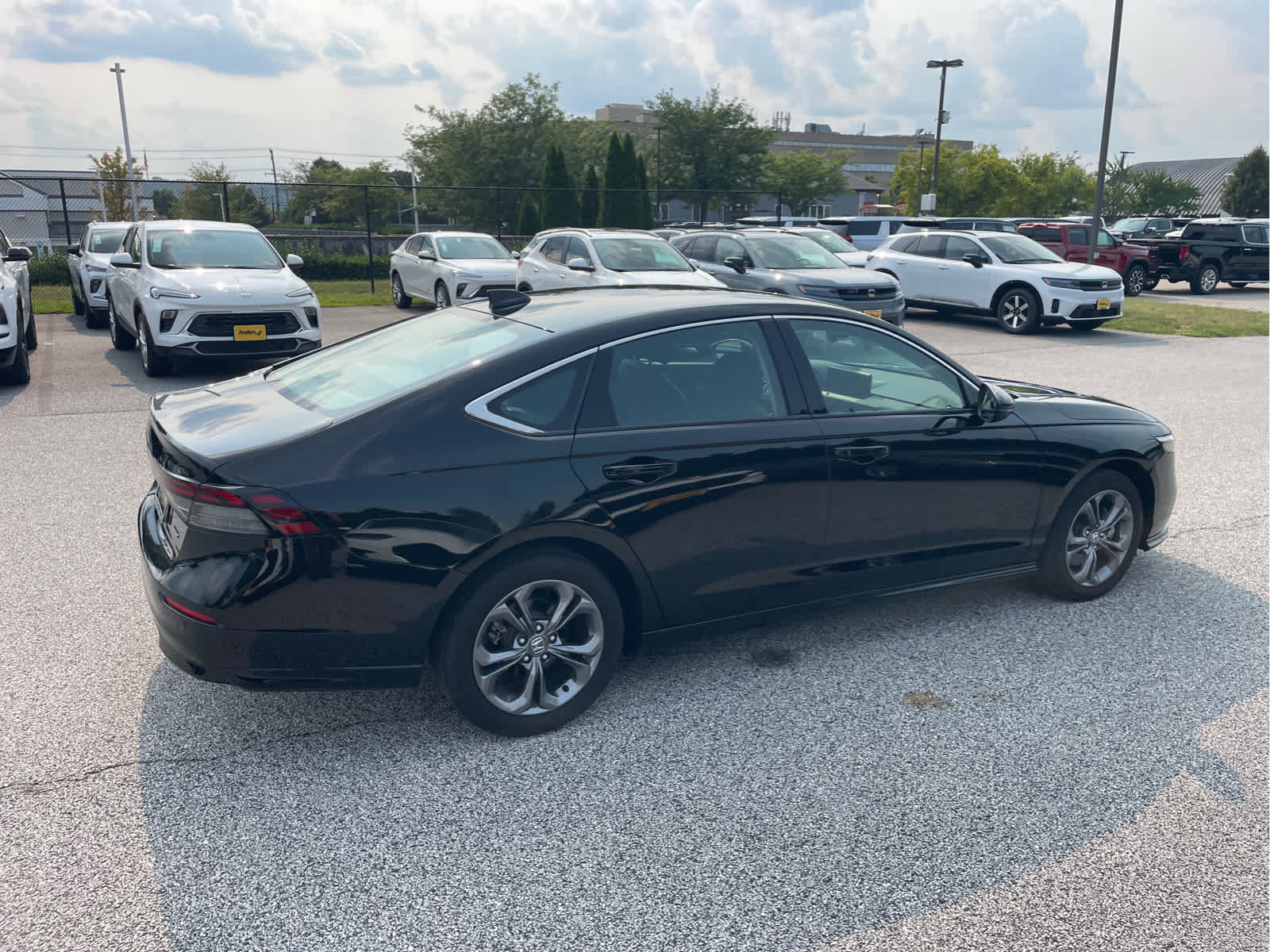 Used 2023 Honda Accord EX-L image 5