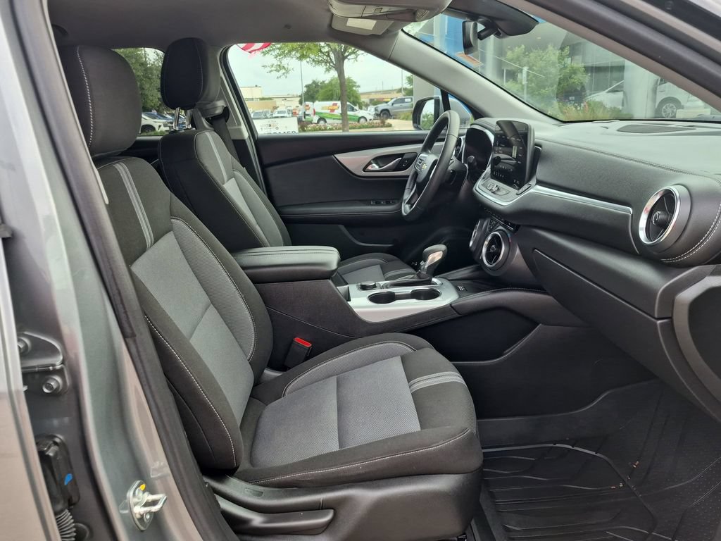 Used 2024 Chevrolet Blazer LT w/ Convenience Package FWD image 23