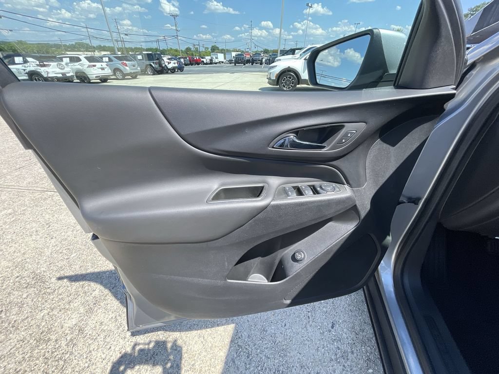 Certified 2024 Chevrolet Equinox LT FWD image 22