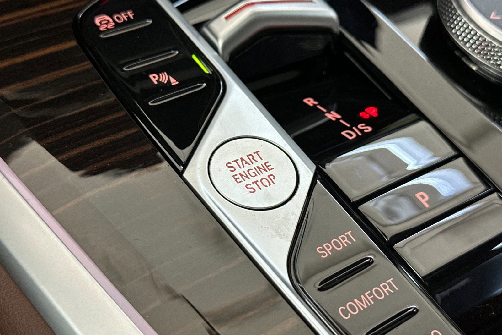 Used 2026 BMW X5 sDrive40i w/ Climate Comfort Package image 29