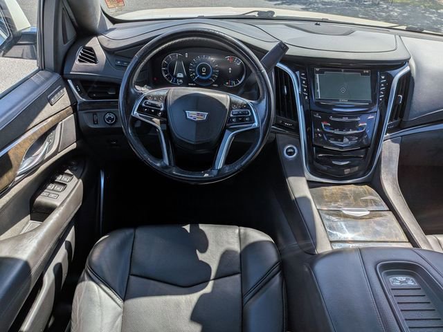 Used 2020 Cadillac Escalade Platinum AWD/4WD image 36