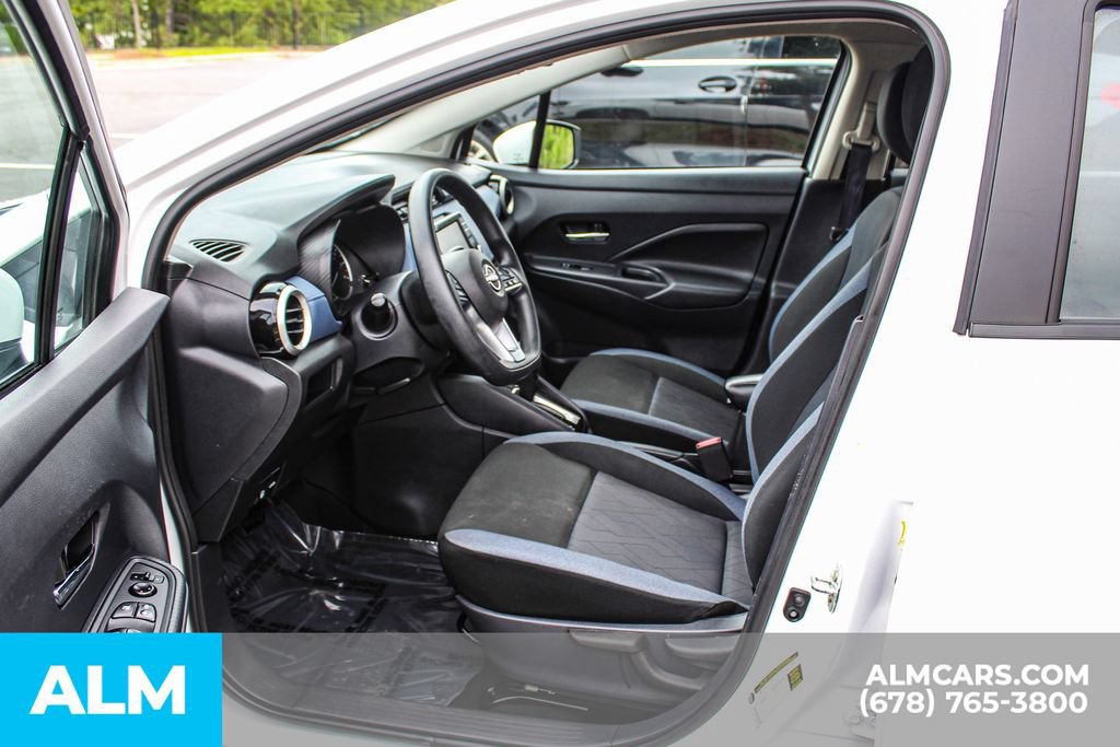 Used 2024 Nissan Versa SV FWD image 16