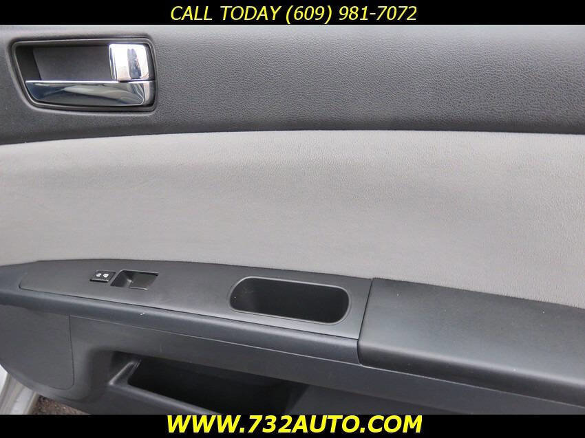 Used 2010 Nissan Sentra 2.0 S image 25