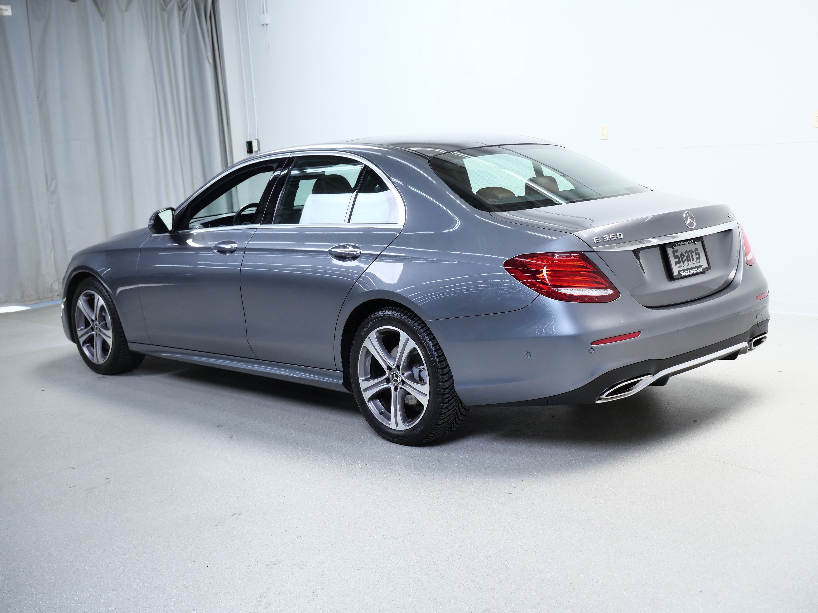 Used 2020 Mercedes-Benz E 350 4MATIC Sedan image 11
