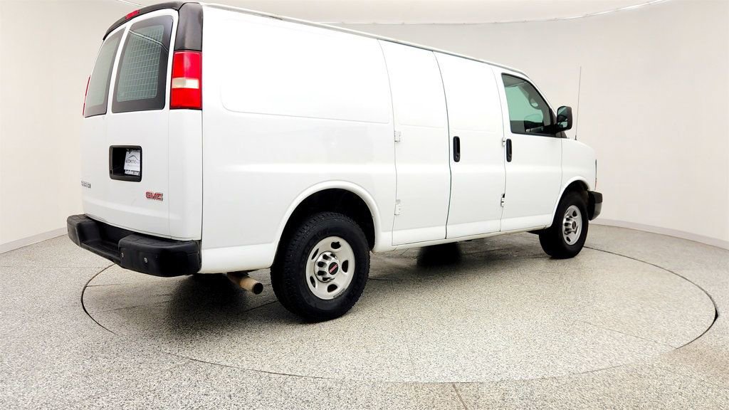 Used 2015 GMC Savana 2500 RWD image 5