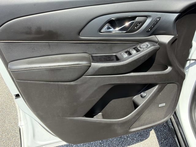 Used 2018 Chevrolet Traverse Premier w/ Redline Edition FWD image 31
