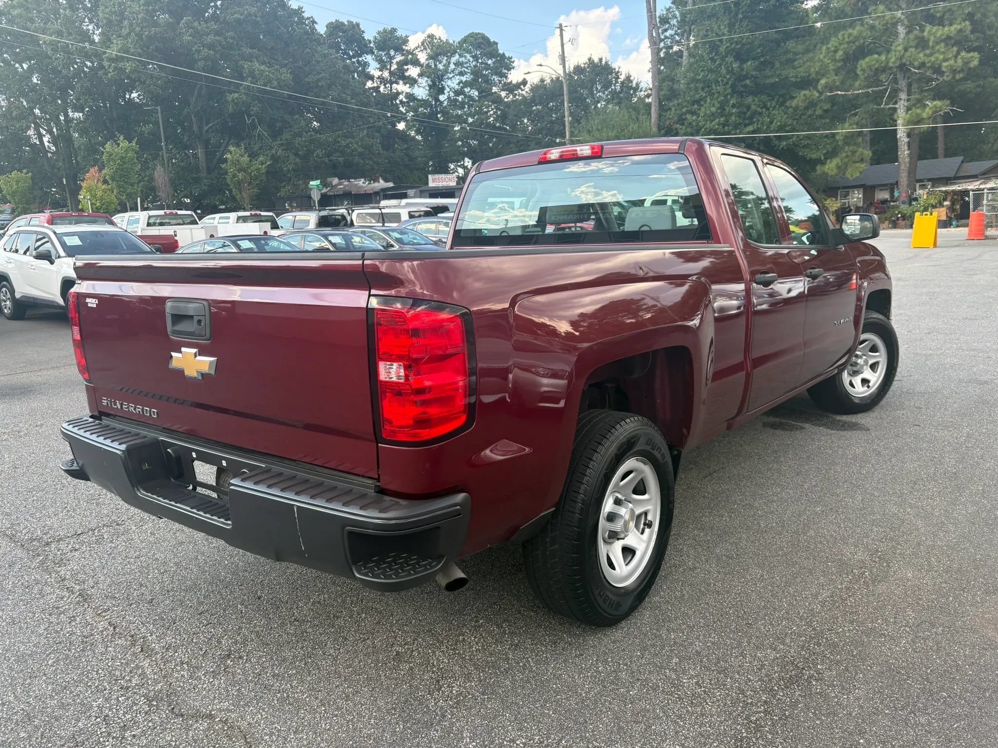 Used 2015 Chevrolet Silverado 1500 W/T RWD image 15