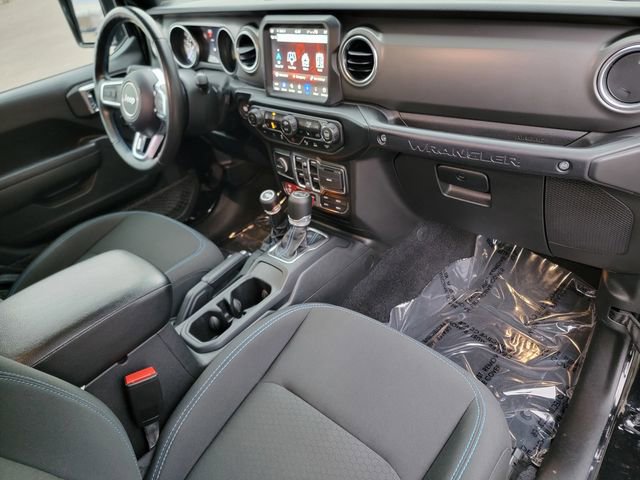 Certified 2022 Jeep Wrangler Unlimited Rubicon 4xe w/ Cold Weather Group image 25