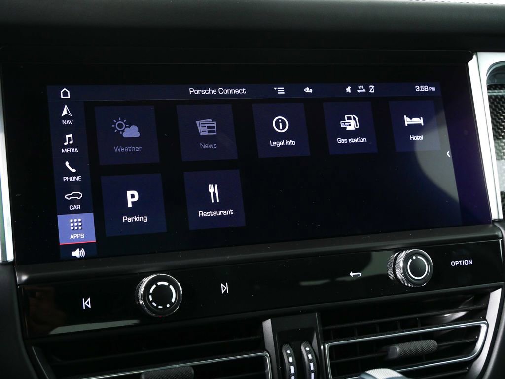 Certified 2025 Porsche Macan GTS image 16