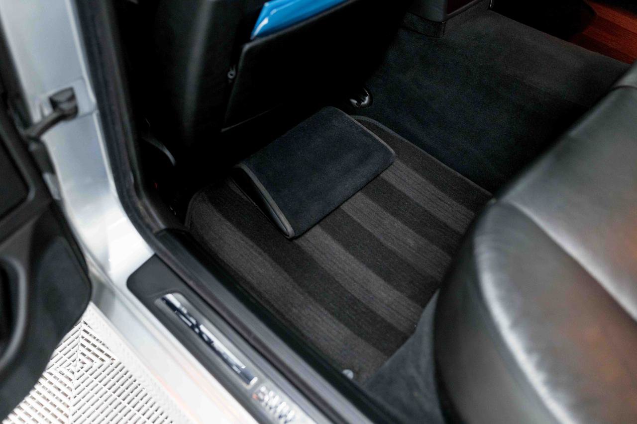 Used 1998 BMW 740iL RWD image 45