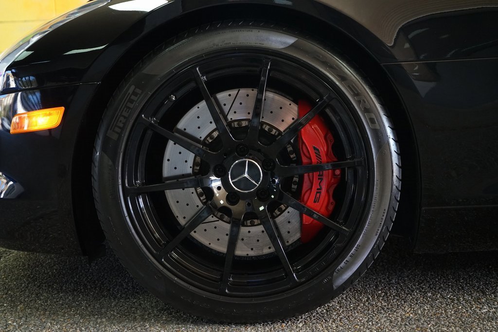 Used 2011 Mercedes-Benz SLS AMG Coupe image 27