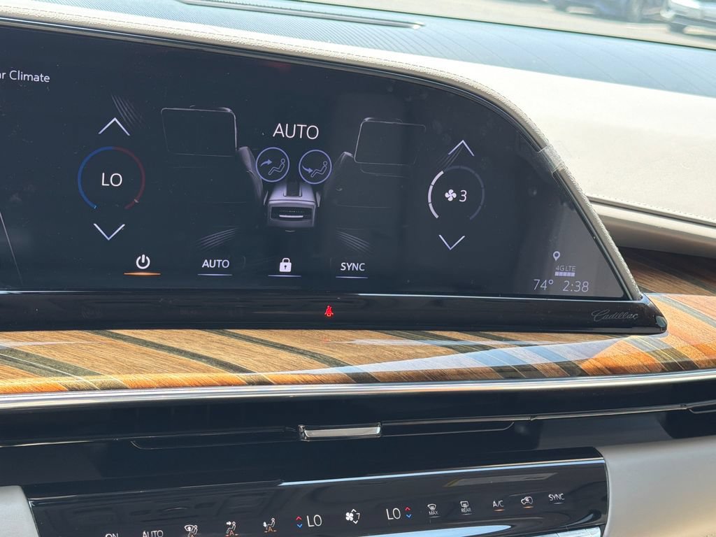 Certified 2023 Cadillac Escalade ESV Sport Platinum w/ LPO, ONYX Package AWD/4WD image 9