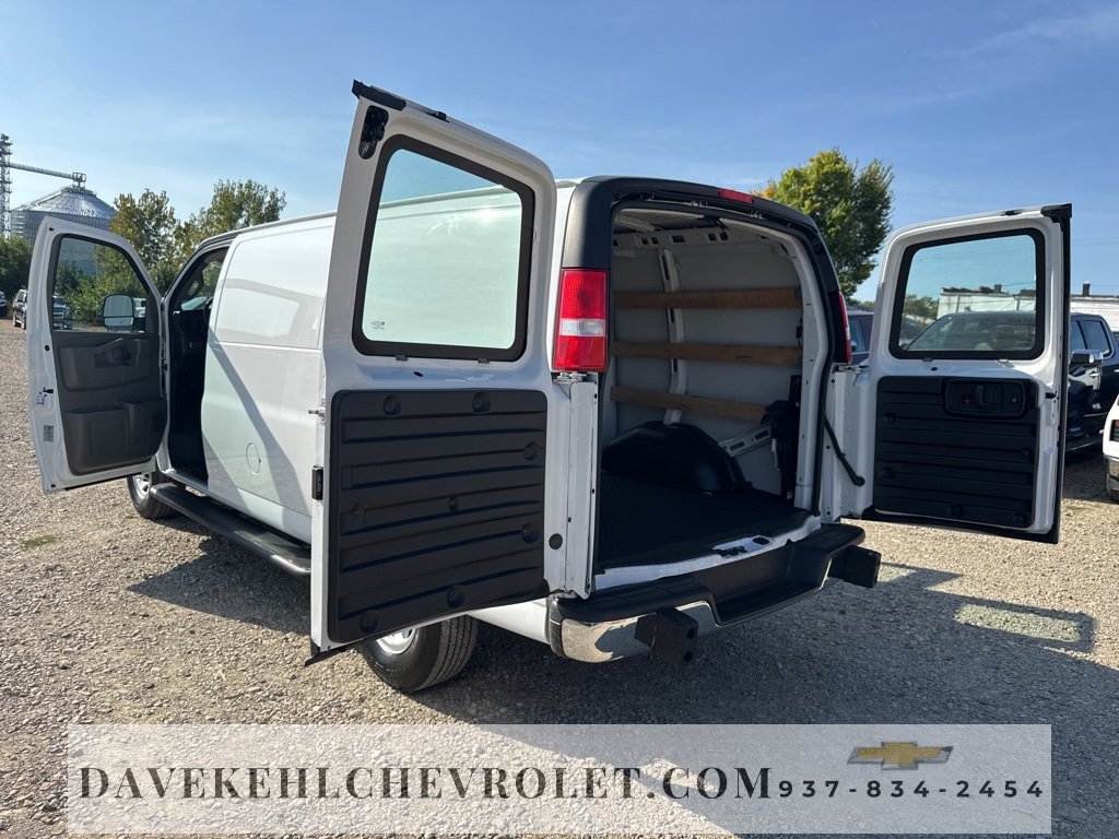 Certified 2023 GMC Savana 2500 w/ Driver Convenience Package image 24