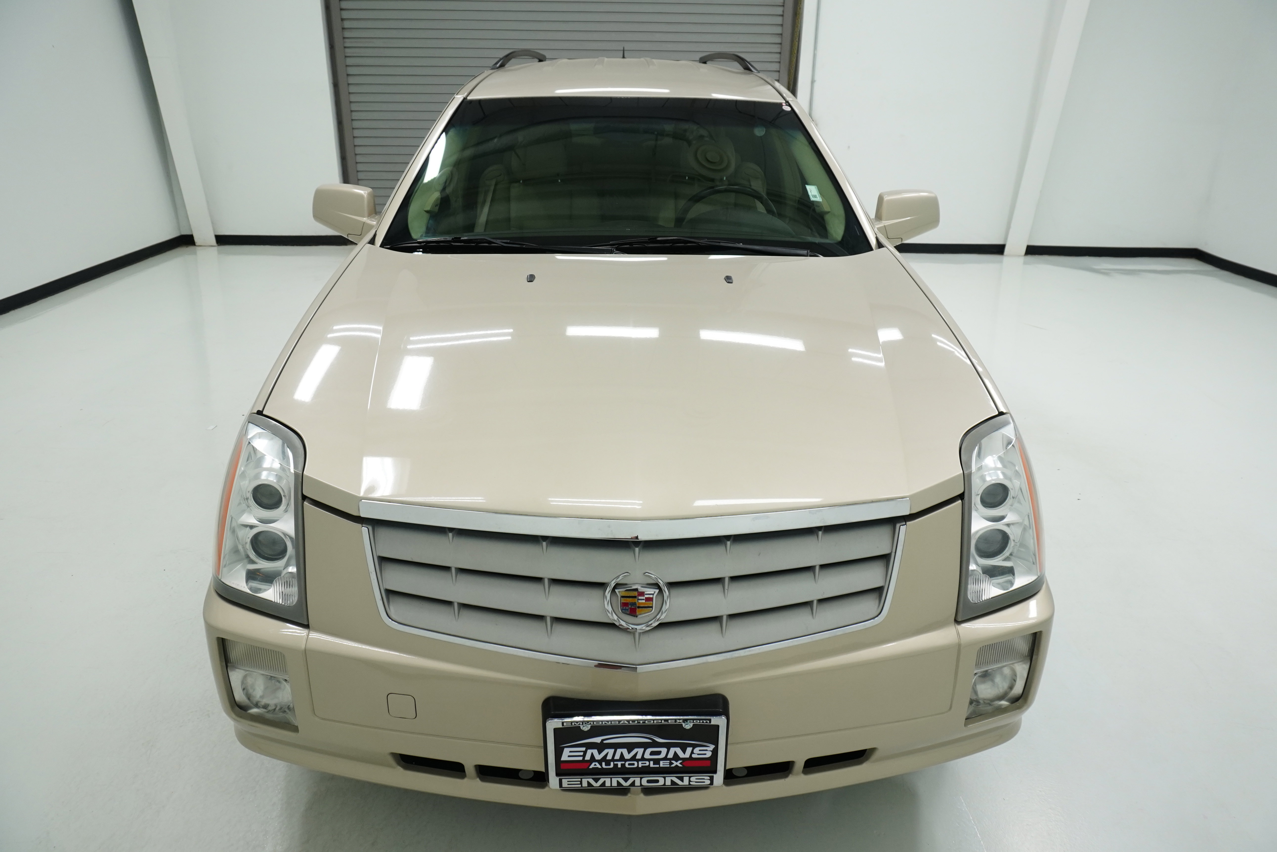 Used 2007 Cadillac SRX image 2