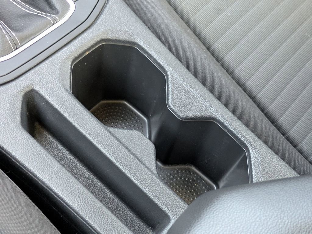 Used 2025 Volkswagen Jetta S image 19