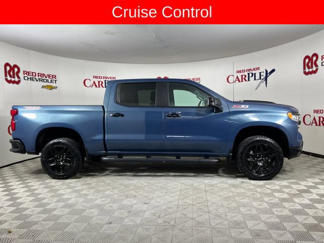Used 2024 Chevrolet Silverado 1500 LT Trail Boss w/ Convenience Package II AWD/4WD image 9