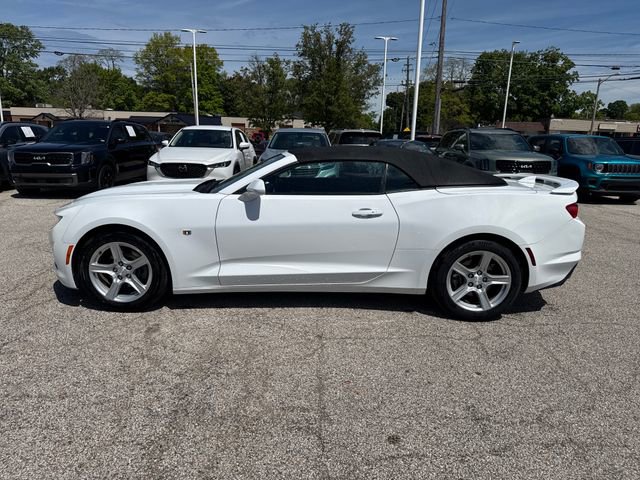 Used 2023 Chevrolet Camaro LT RWD image 4