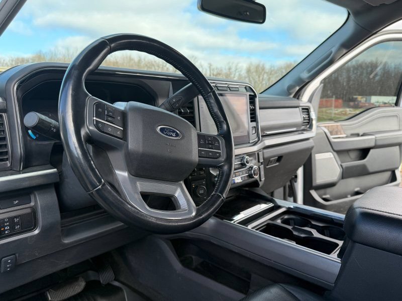 Used 2024 Ford F250 Lariat AWD/4WD image 30