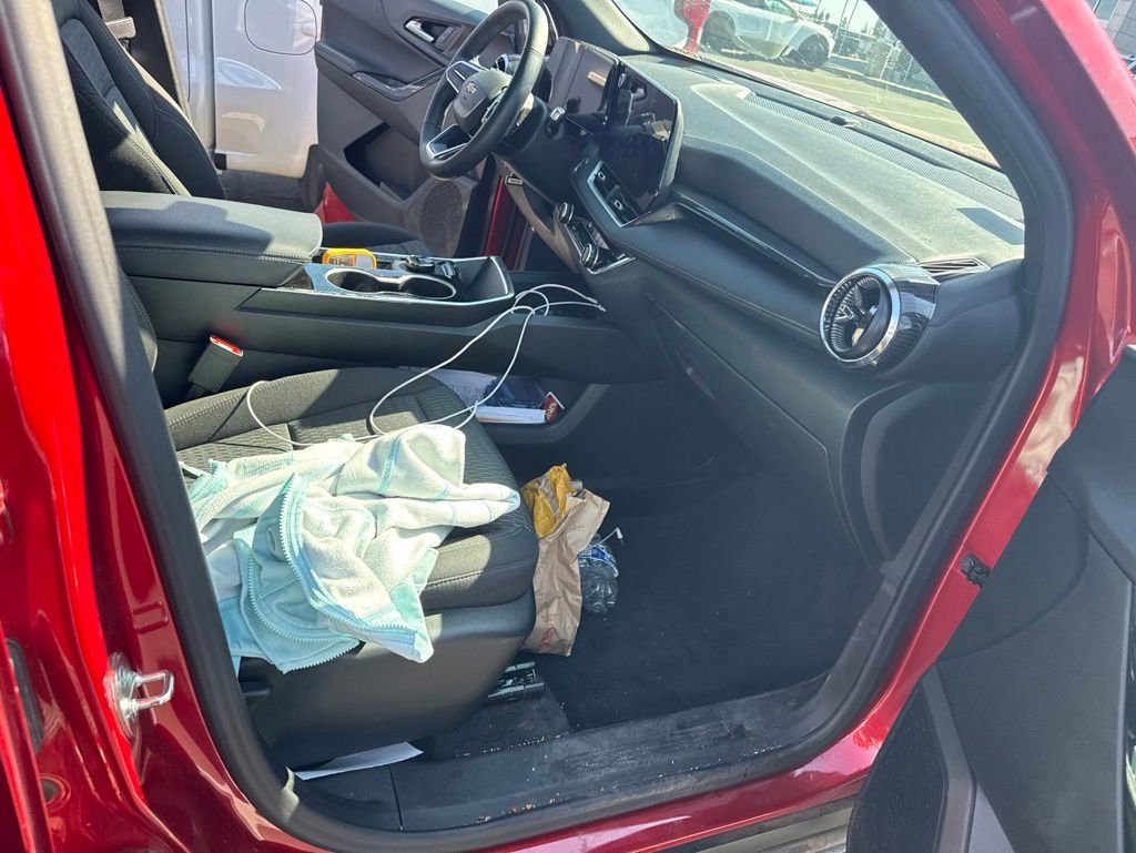 Certified 2026 Chevrolet Equinox LT w/ Safety and Technology Package FWD image 17