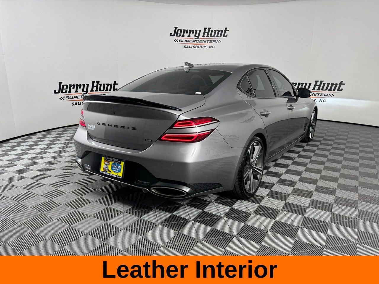 Used 2024 Genesis G70 3.3T Advanced image 6