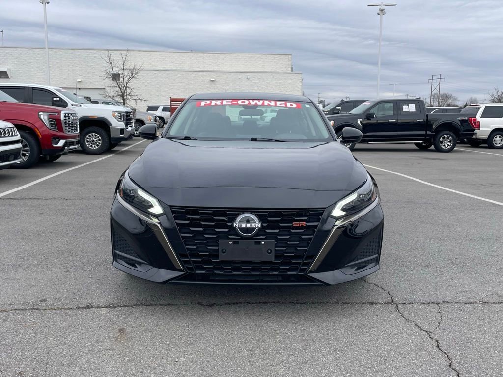 Used 2024 Nissan Altima 2.5 SR image 2