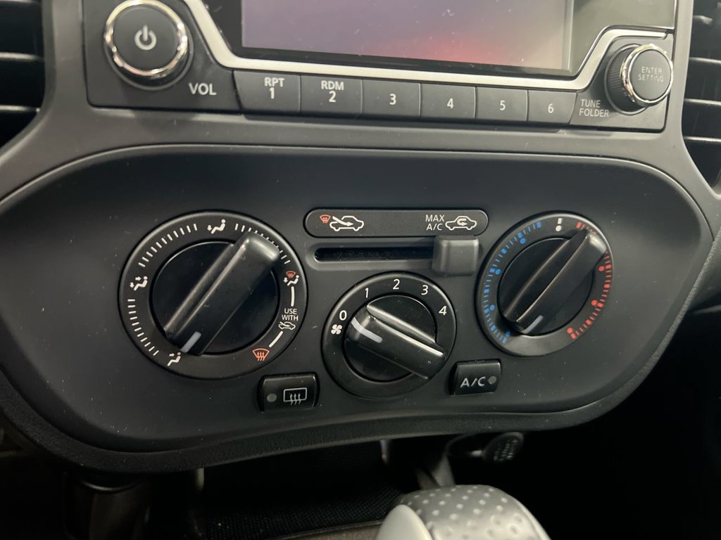 Used 2015 Nissan Juke S AWD/4WD image 16