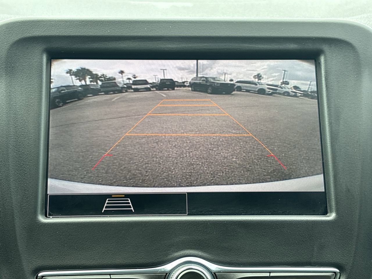 Used 2024 Chevrolet Equinox LS w/ LS Convenience Package FWD image 20