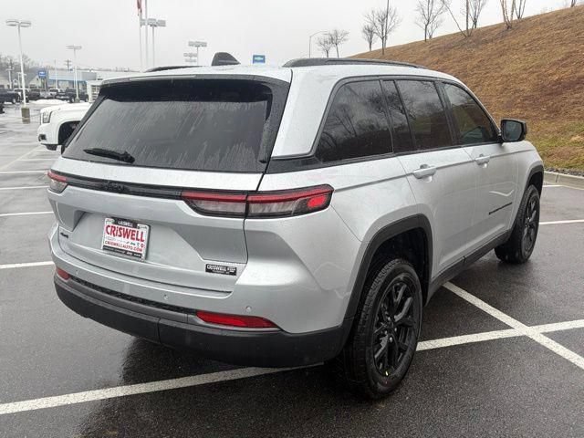 New 2026 Jeep Grand Cherokee Altitude AWD/4WD image 8