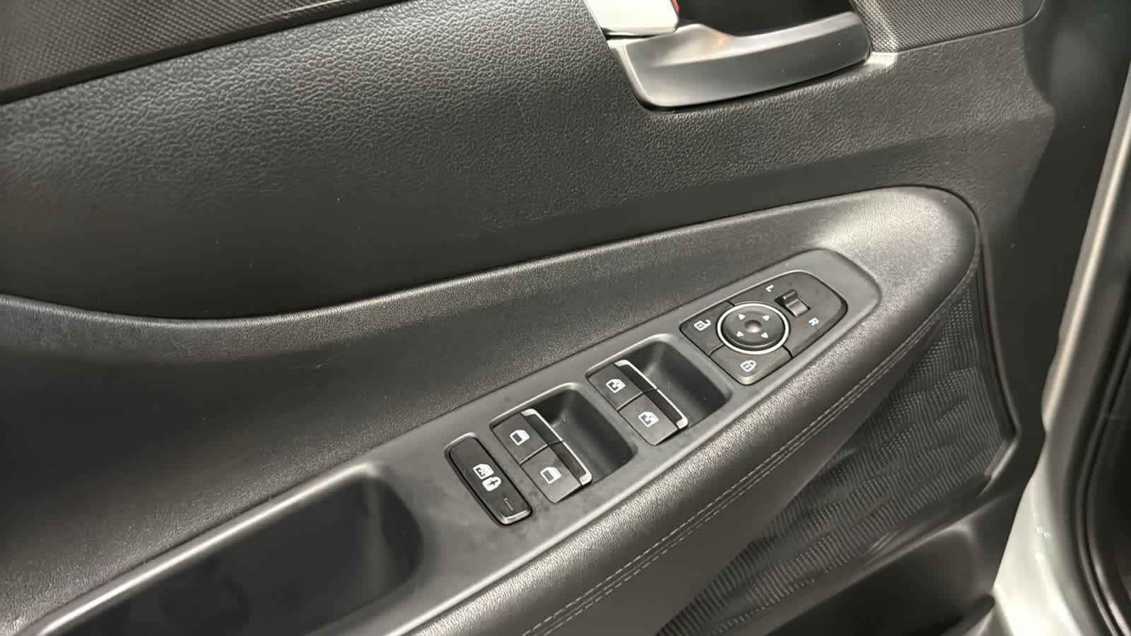 Used 2023 Hyundai Santa Fe SEL AWD/4WD image 23