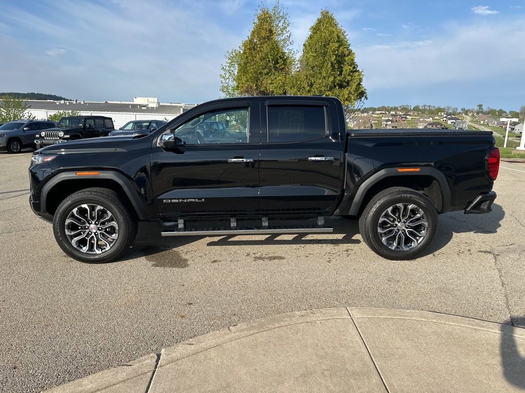 Used 2023 GMC Canyon Denali AWD/4WD image 6