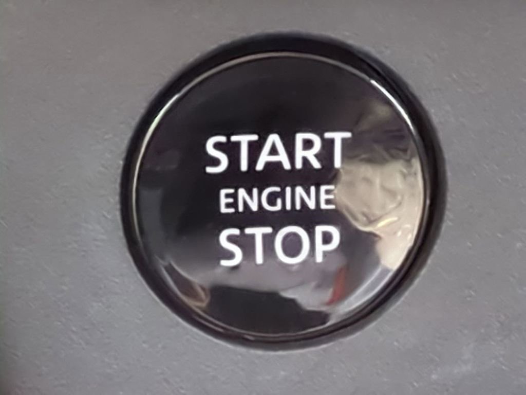 Certified 2025 Nissan Rogue SL image 30