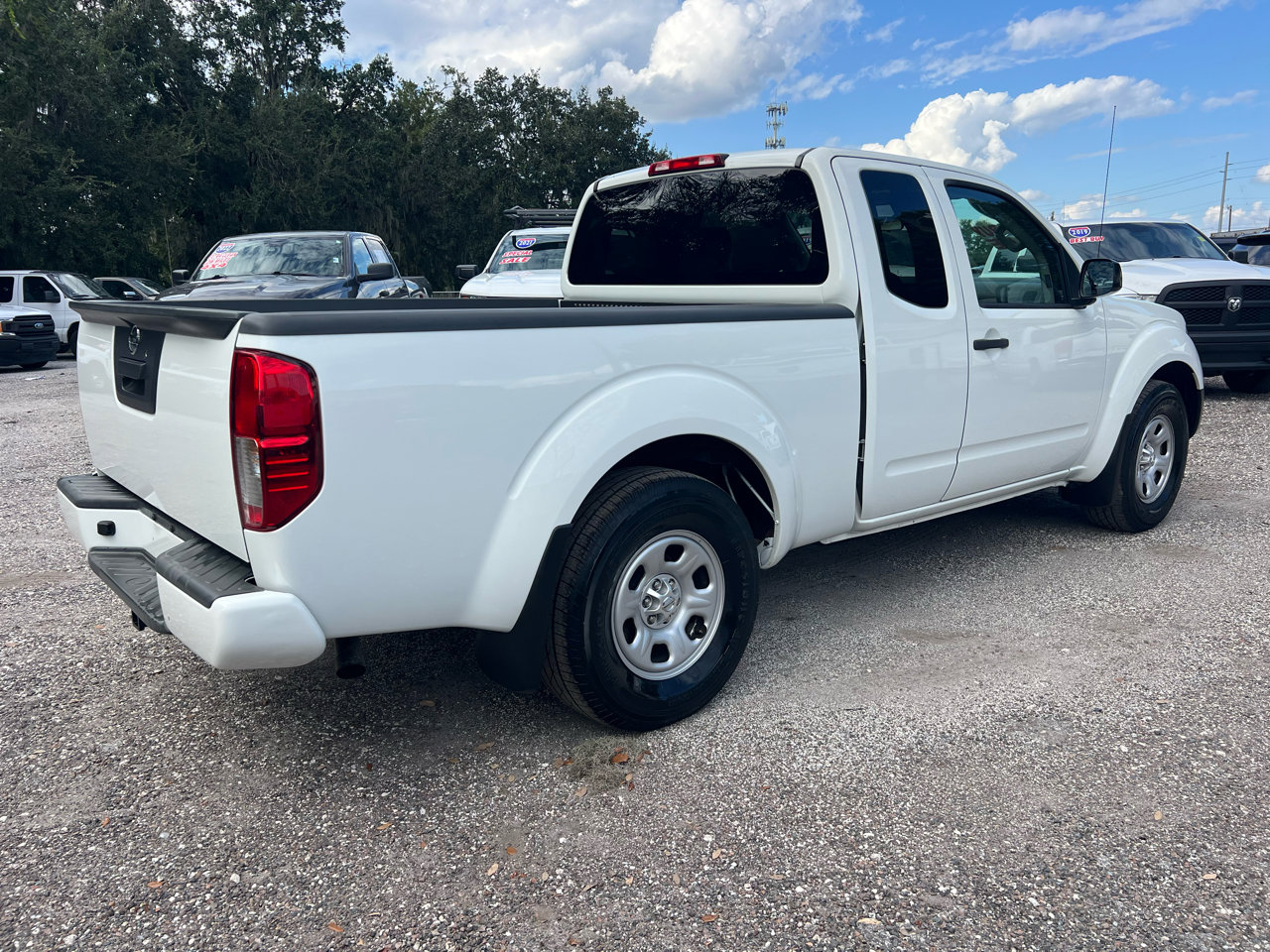 Used 2020 Nissan Frontier S w/ S Utility Package image 3