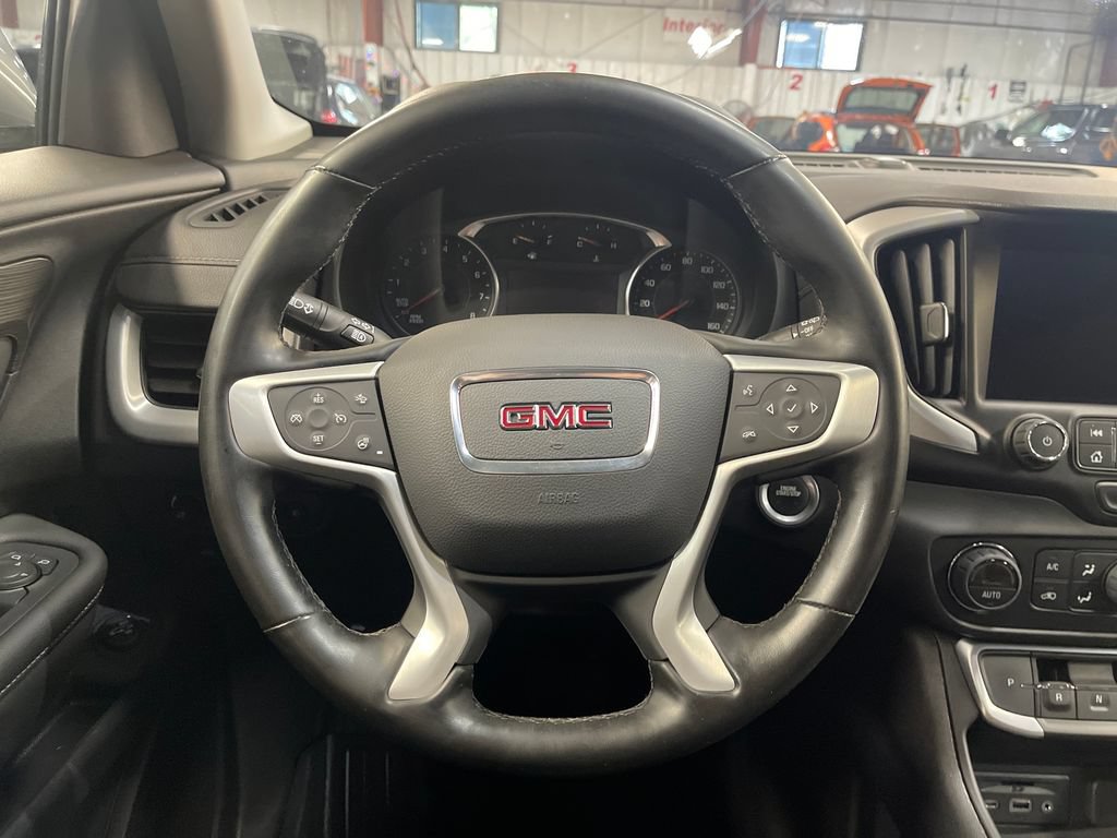 Used 2023 GMC Terrain SLT w/ LPO, Floor Liner Package AWD/4WD image 20