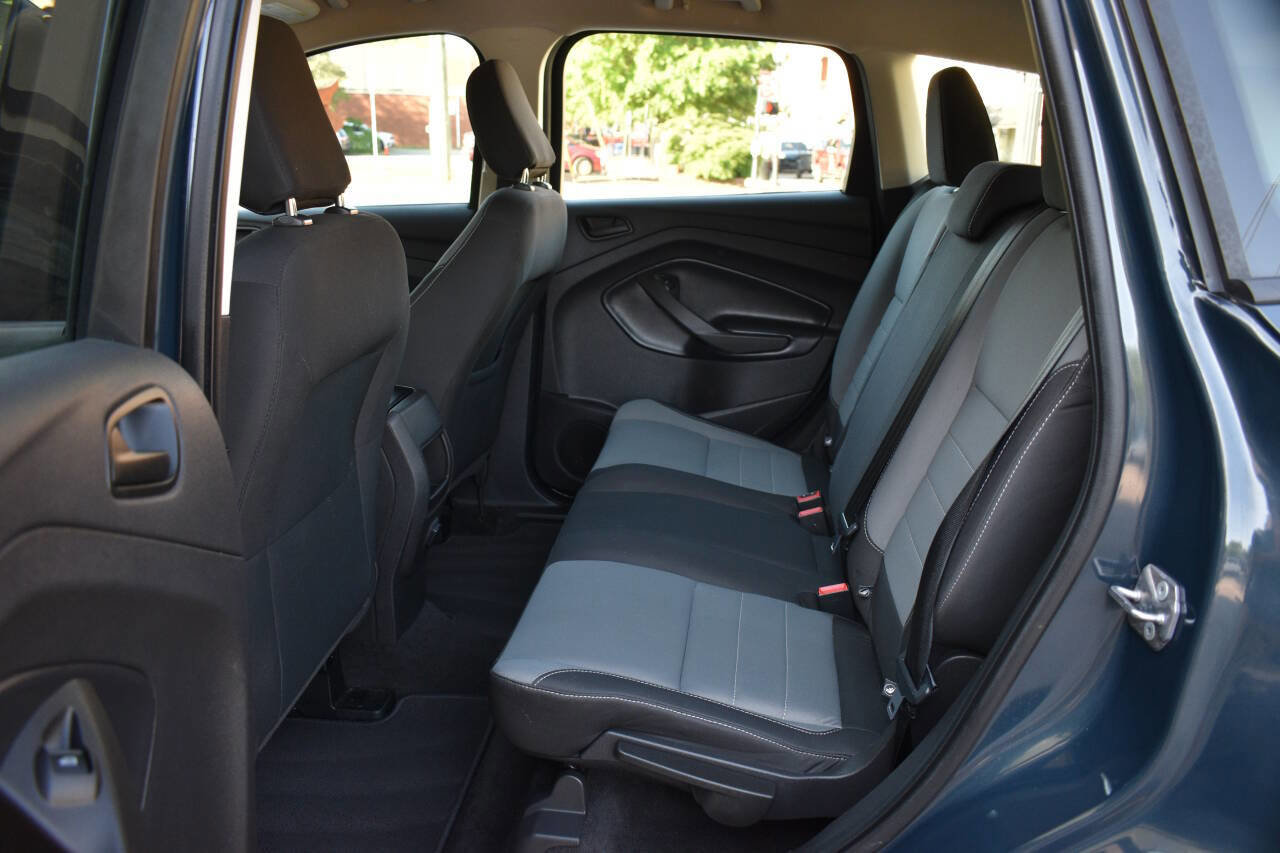 Used 2019 Ford Escape S FWD image 9