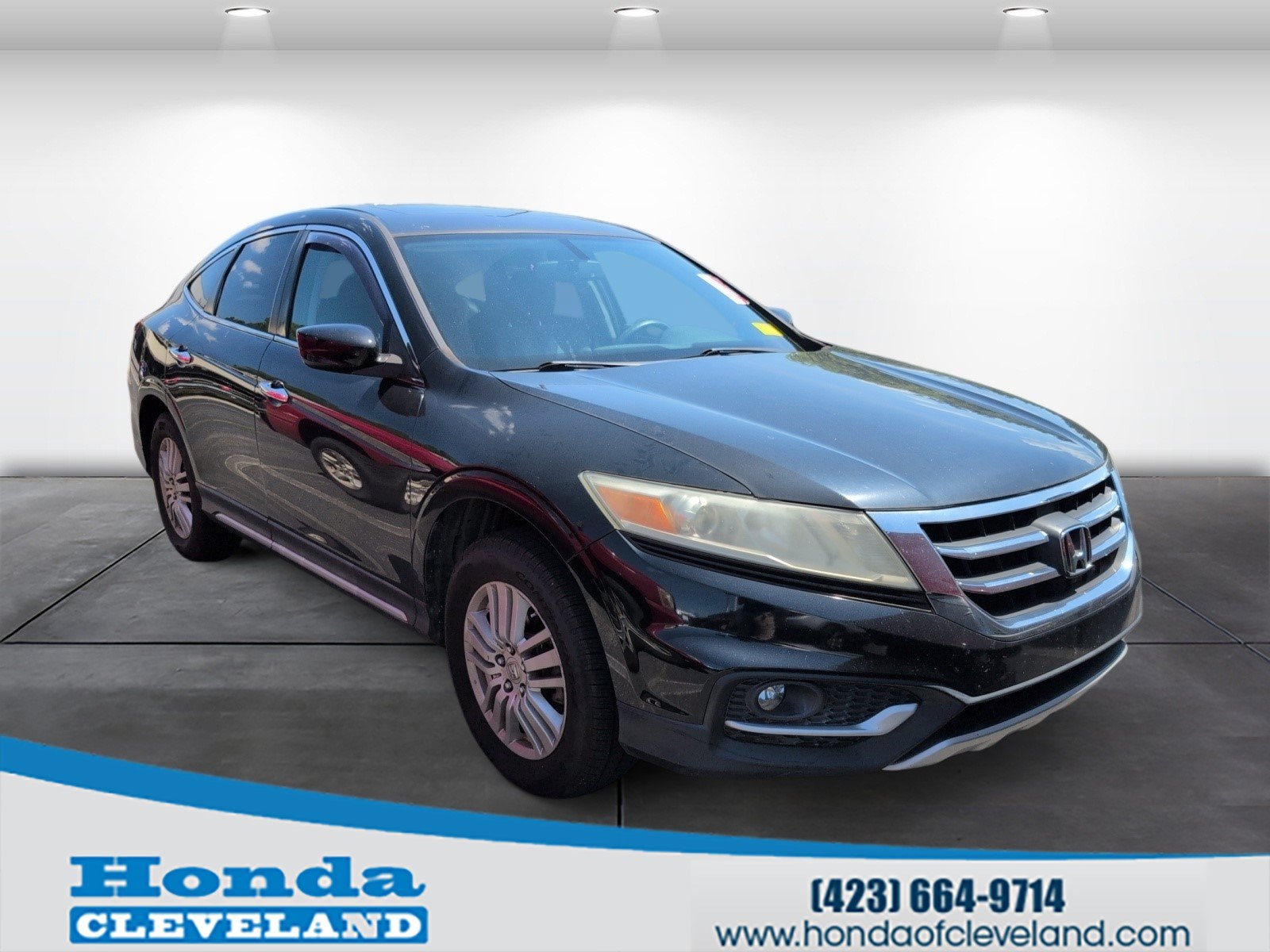 Used 2015 Honda Crosstour EX image 1