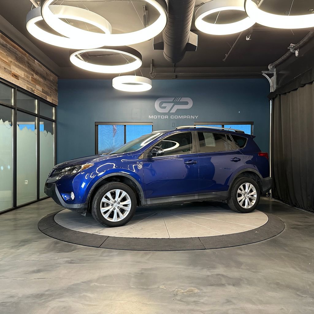 Used 2014 Toyota RAV4 Limited w/ Technology Package image 7