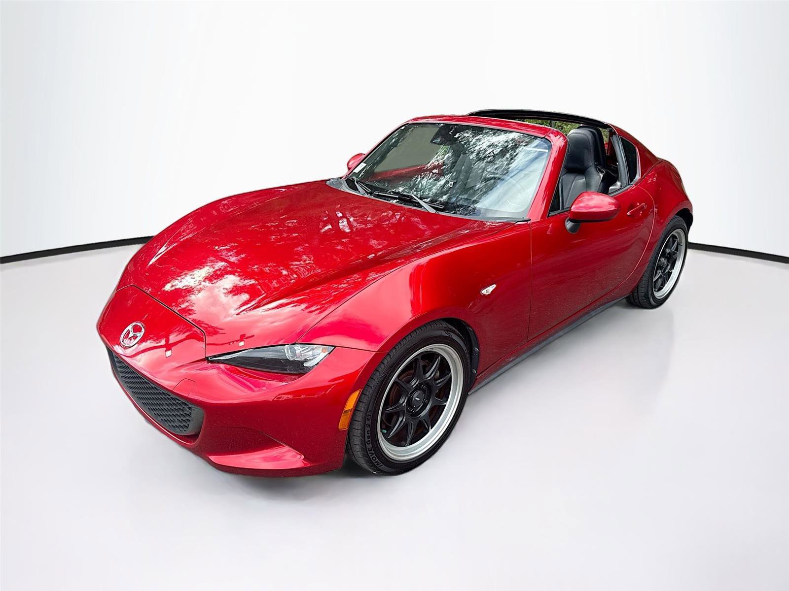 Used 2017 MAZDA MX-5 Miata RF Grand Touring image 3