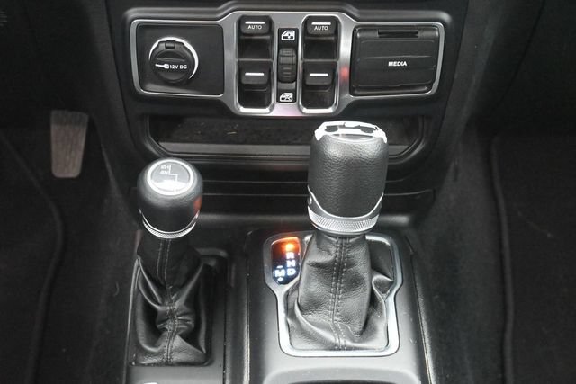 Used 2019 Jeep Wrangler Unlimited Sport S AWD/4WD image 22