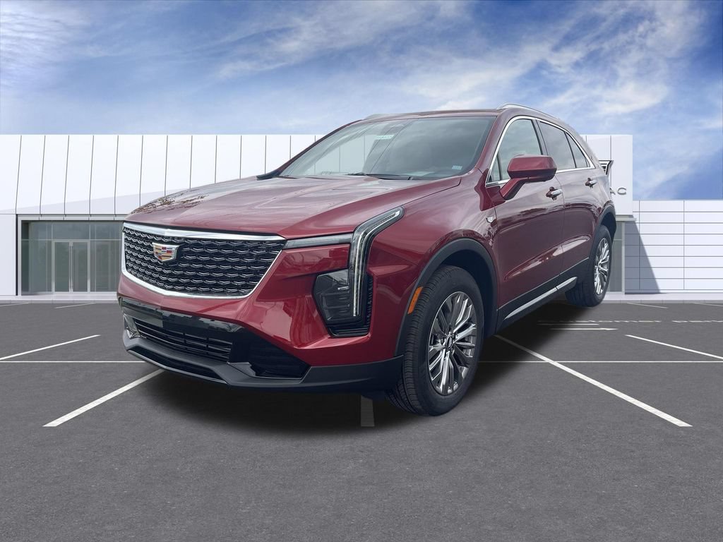Used 2025 Cadillac XT4 Premium Luxury w/ Technology Package AWD/4WD image 4