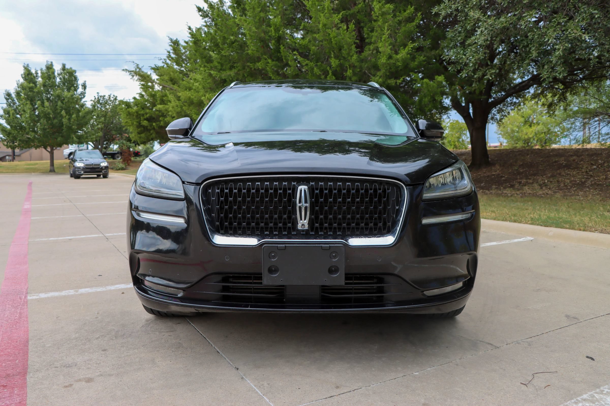Used 2021 Lincoln Corsair Reserve w/ Equipment Group 201A FWD image 2