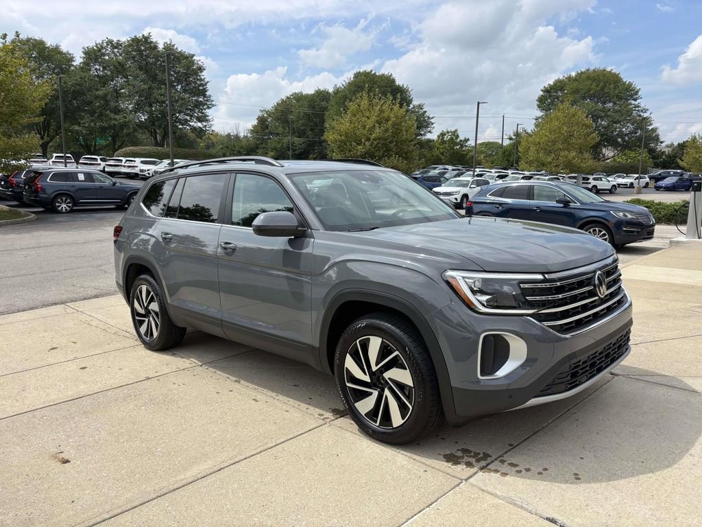 New 2026 Volkswagen Atlas SE image 1