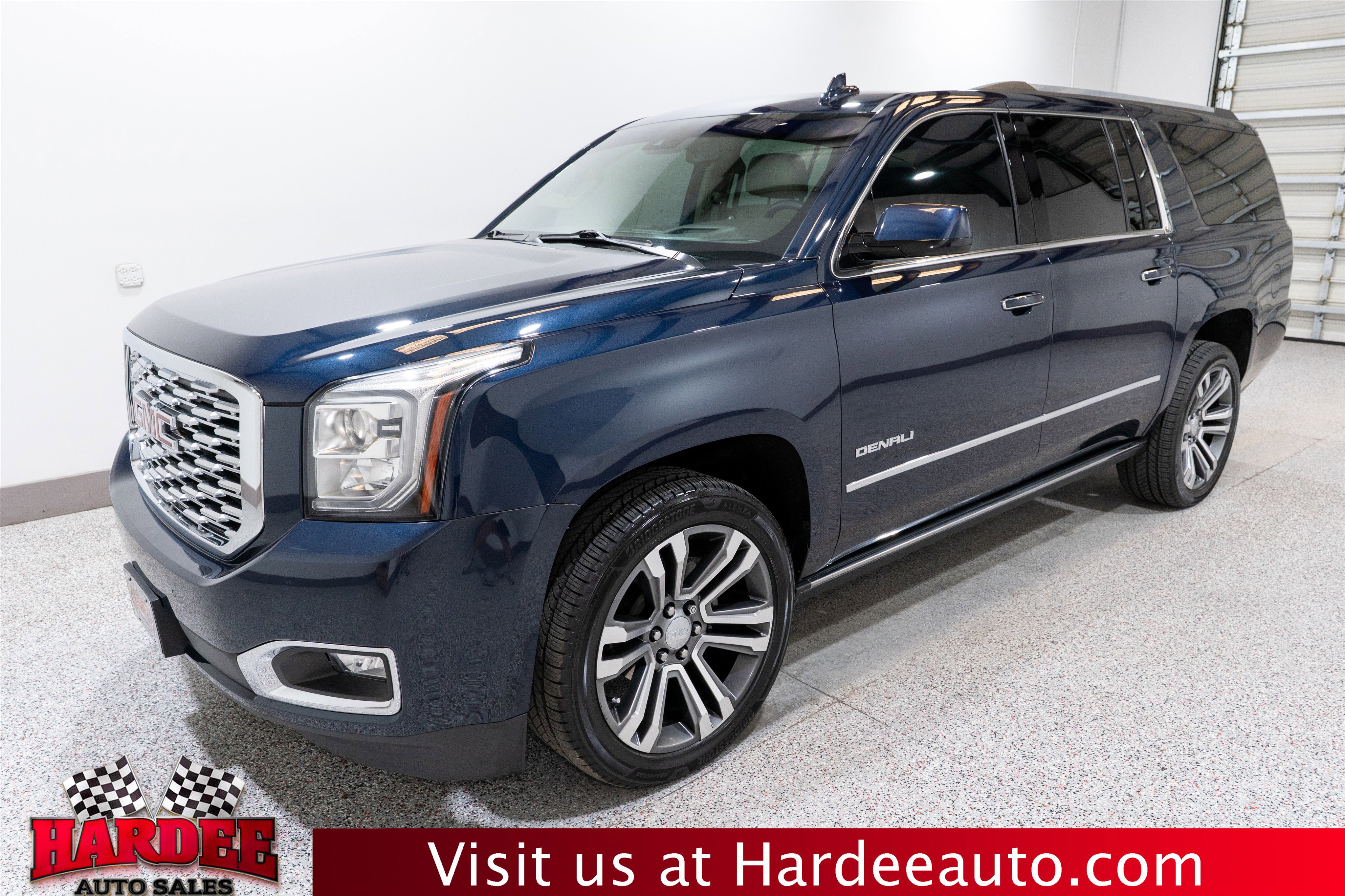 Used 2019 GMC Yukon XL Denali w/ Denali Ultimate Package RWD image 2