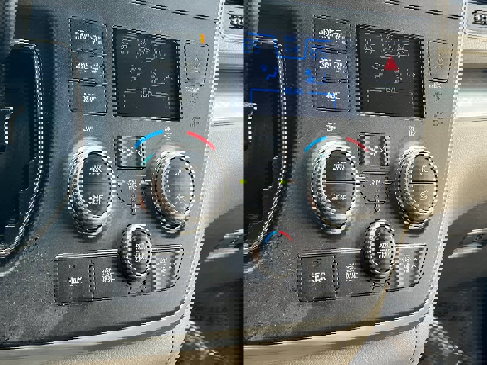 Used 2017 Toyota Sienna LE image 21